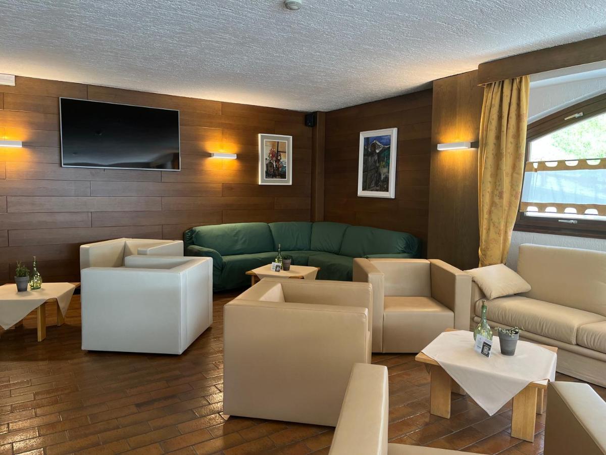 Hotel Alle Tre Baite Santa Caterina Valfurva Kültér fotó
