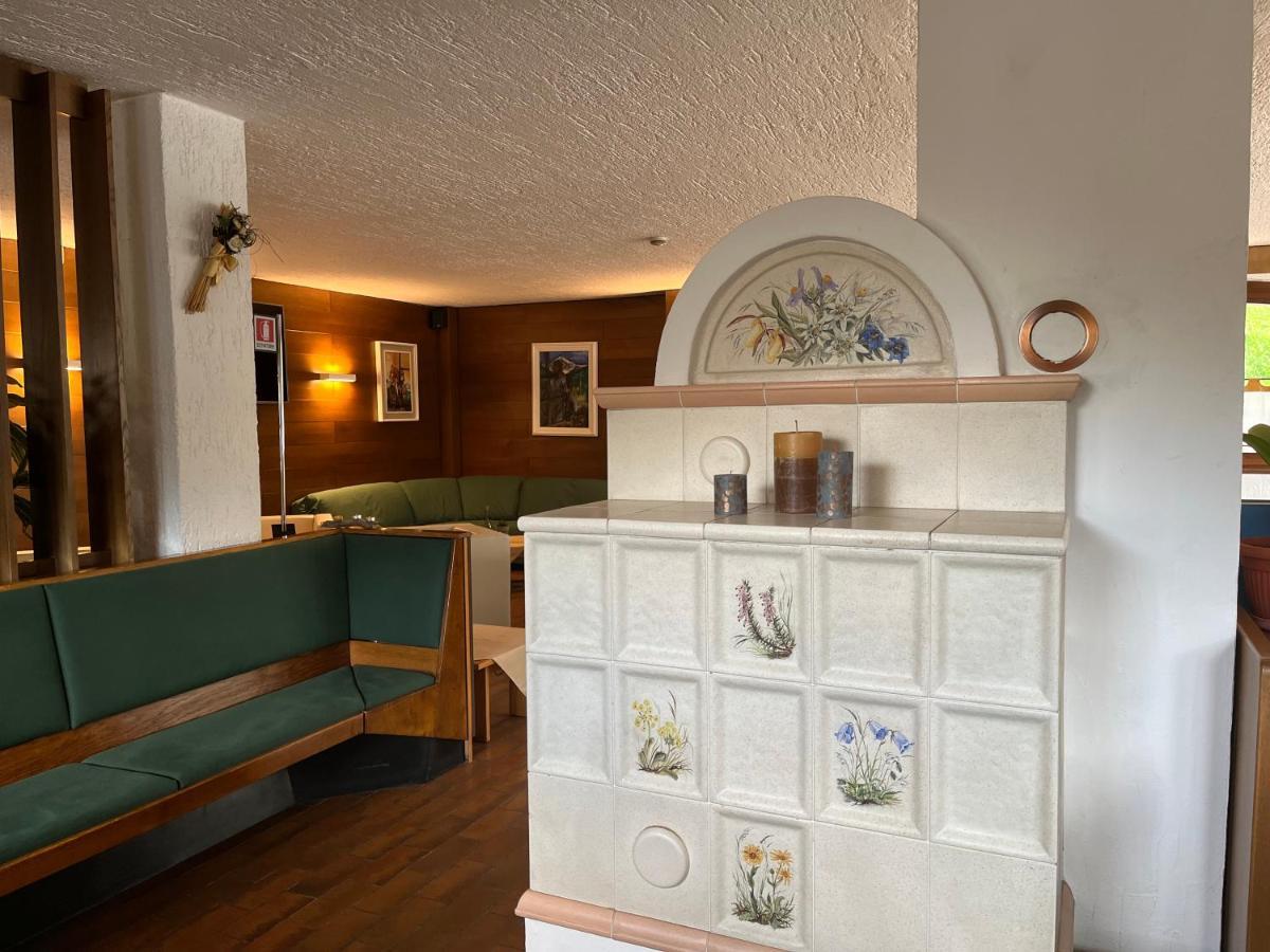 Hotel Alle Tre Baite Santa Caterina Valfurva Kültér fotó