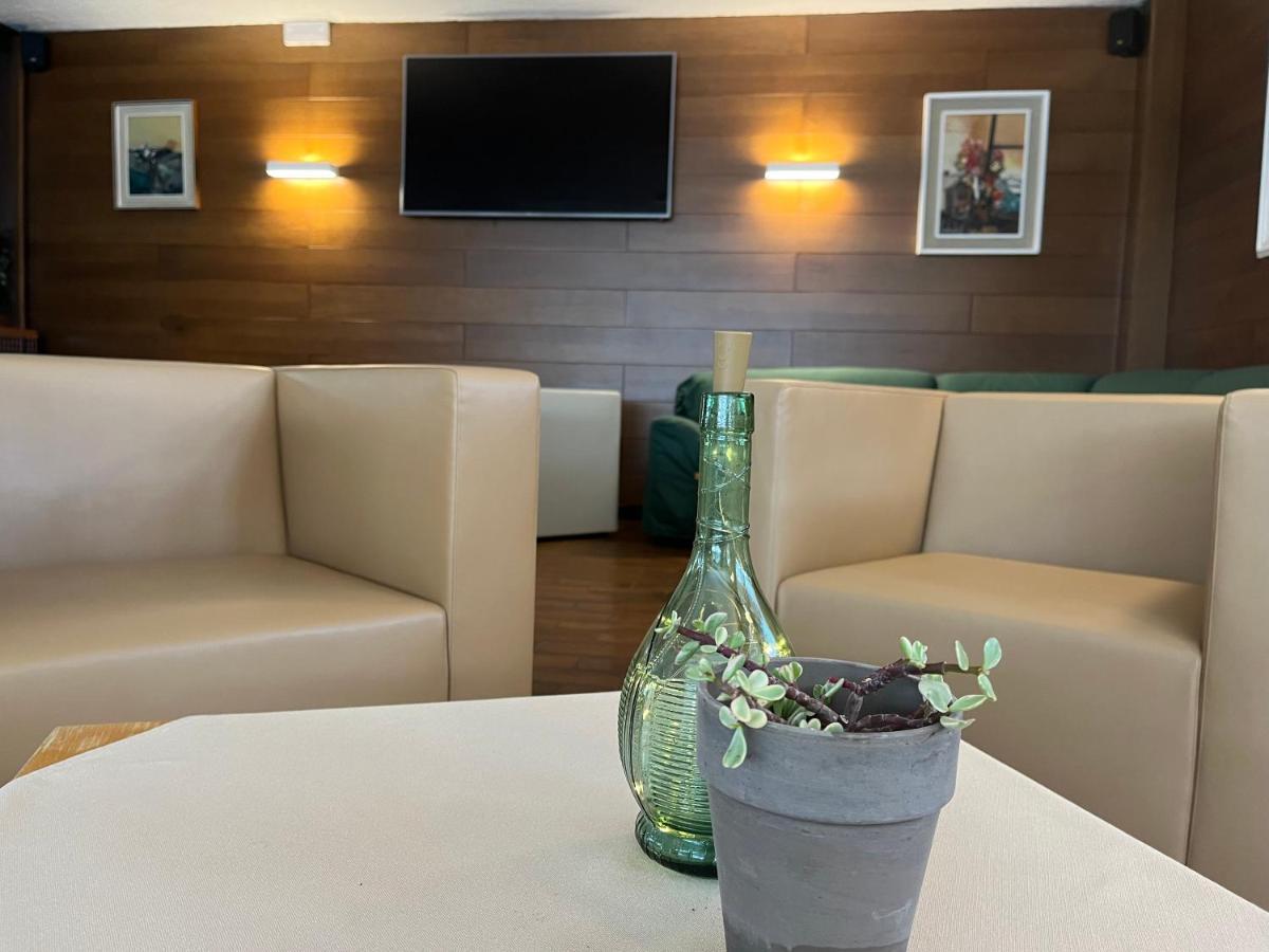 Hotel Alle Tre Baite Santa Caterina Valfurva Kültér fotó