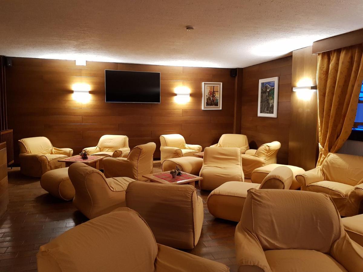 Hotel Alle Tre Baite Santa Caterina Valfurva Kültér fotó