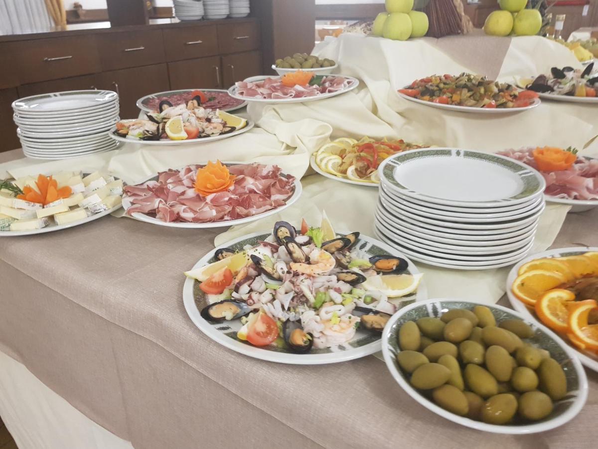 Hotel Alle Tre Baite Santa Caterina Valfurva Kültér fotó