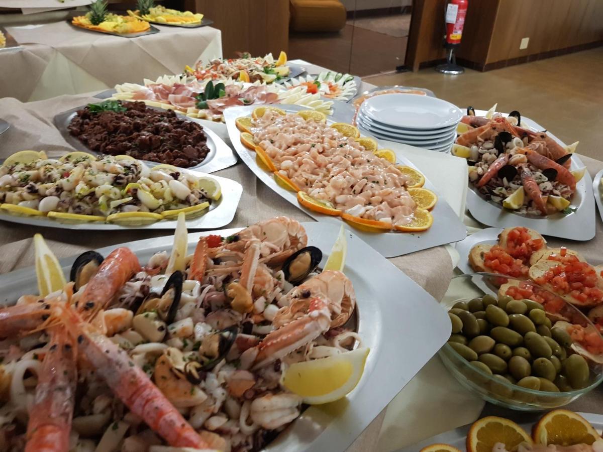 Hotel Alle Tre Baite Santa Caterina Valfurva Kültér fotó